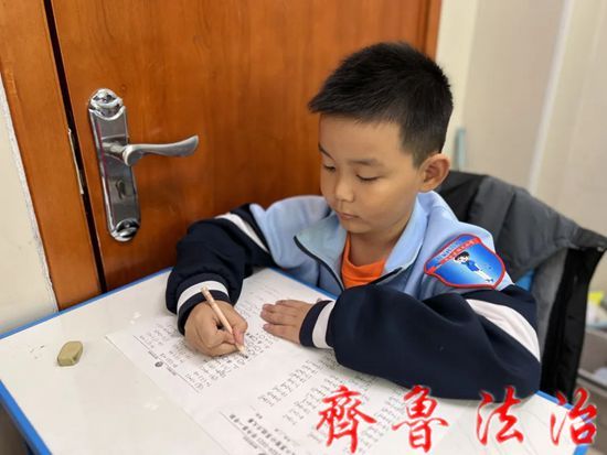 图2_副本.jpg
